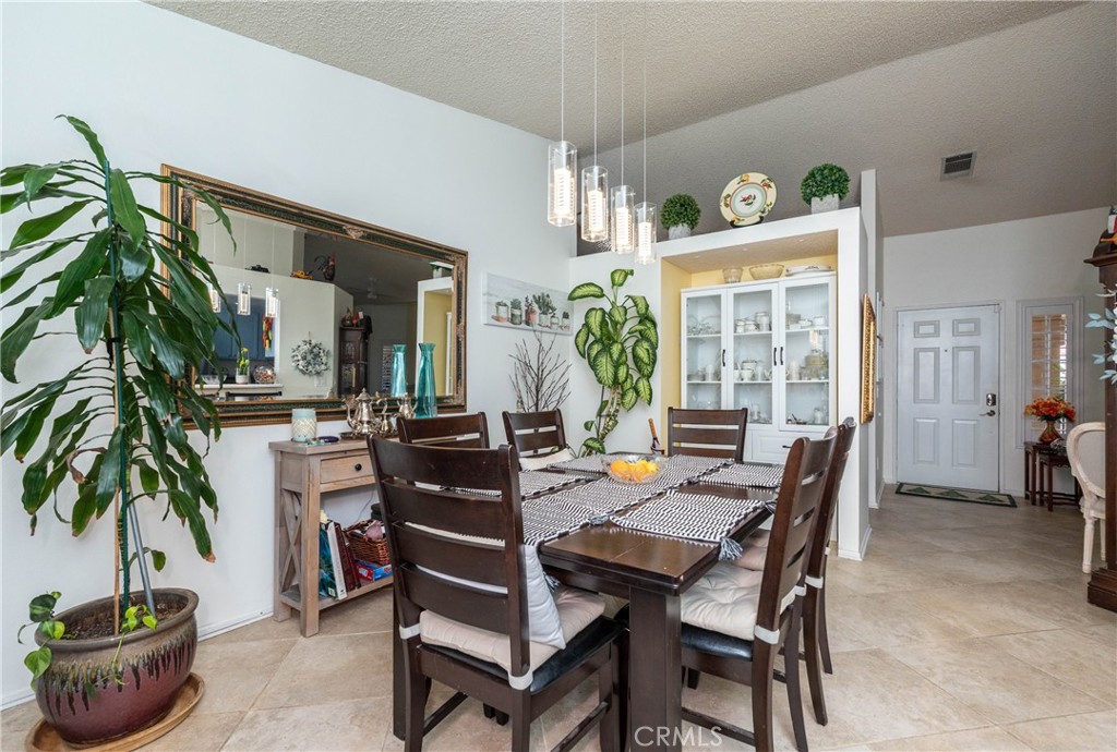 26592 Braddock Road Property Photo 12