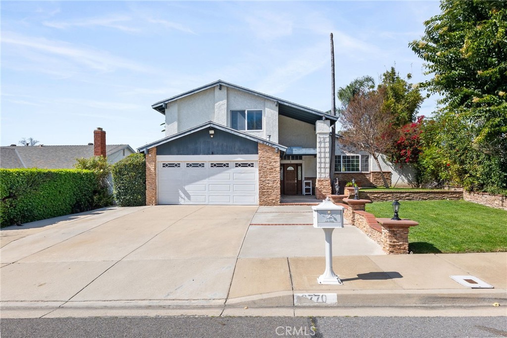 6770 Berkshire Property Photo 2