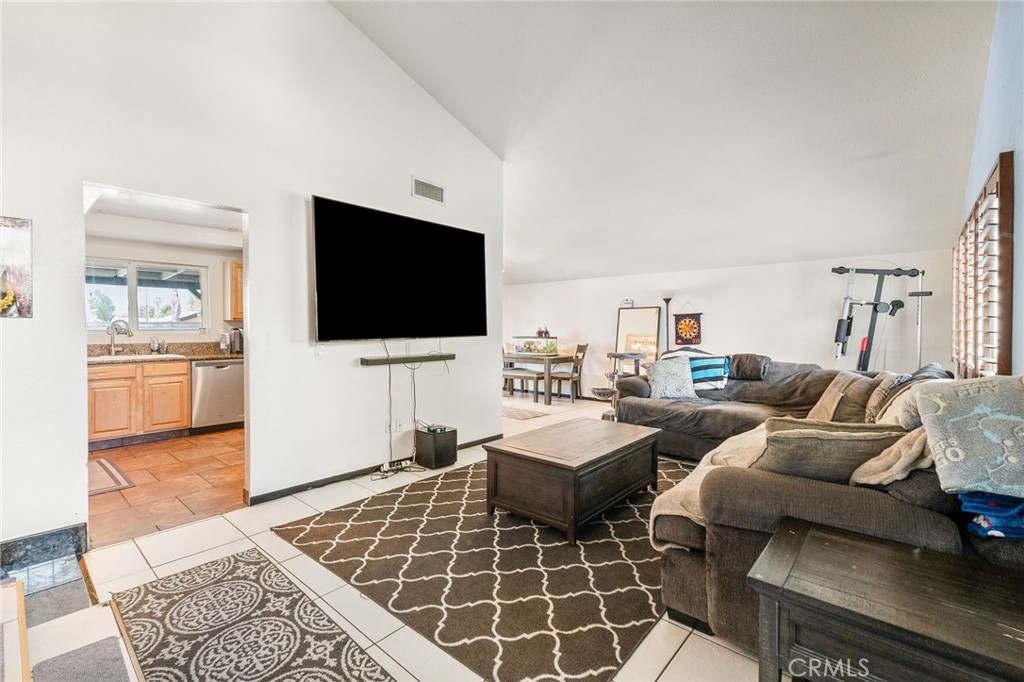 6770 Berkshire Property Photo 15