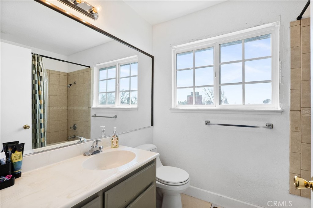 6770 Berkshire Property Photo 31