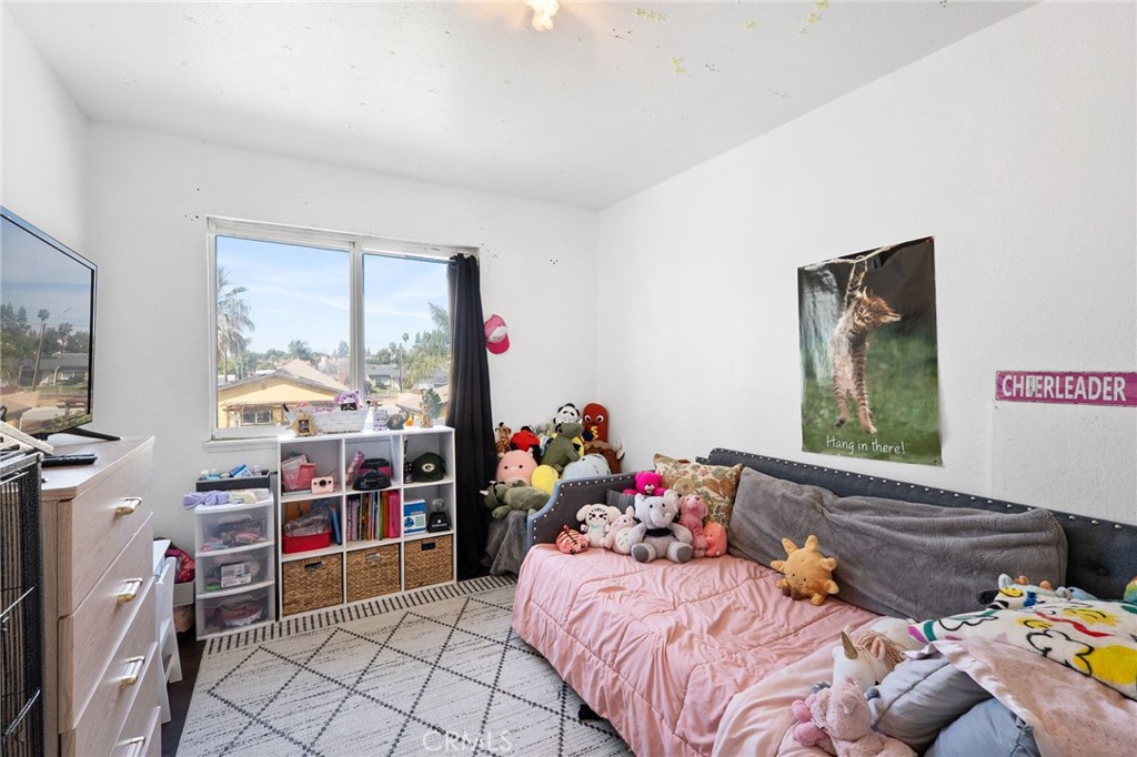 6770 Berkshire Property Photo 33