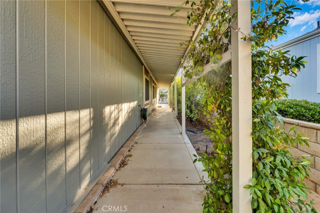 10961 Desert Lawn 166 Property Photo 5