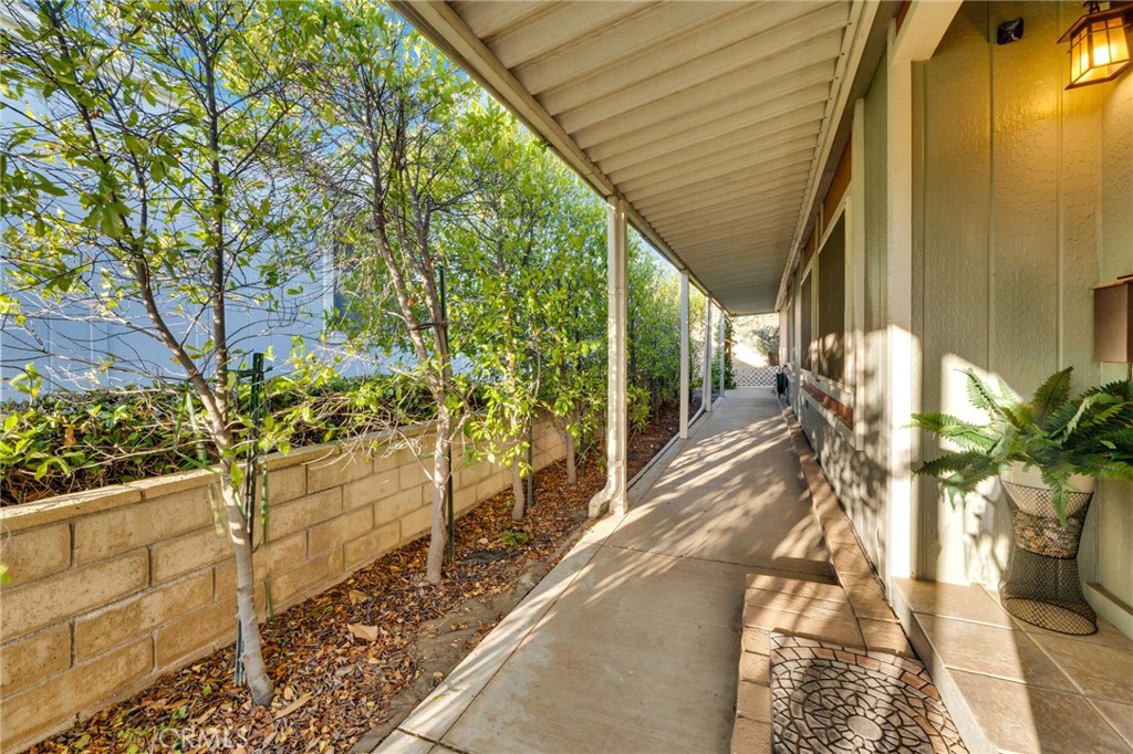 10961 Desert Lawn 166 Property Photo 6