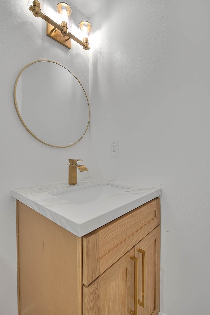 4472 Forest St. Property Photo 13