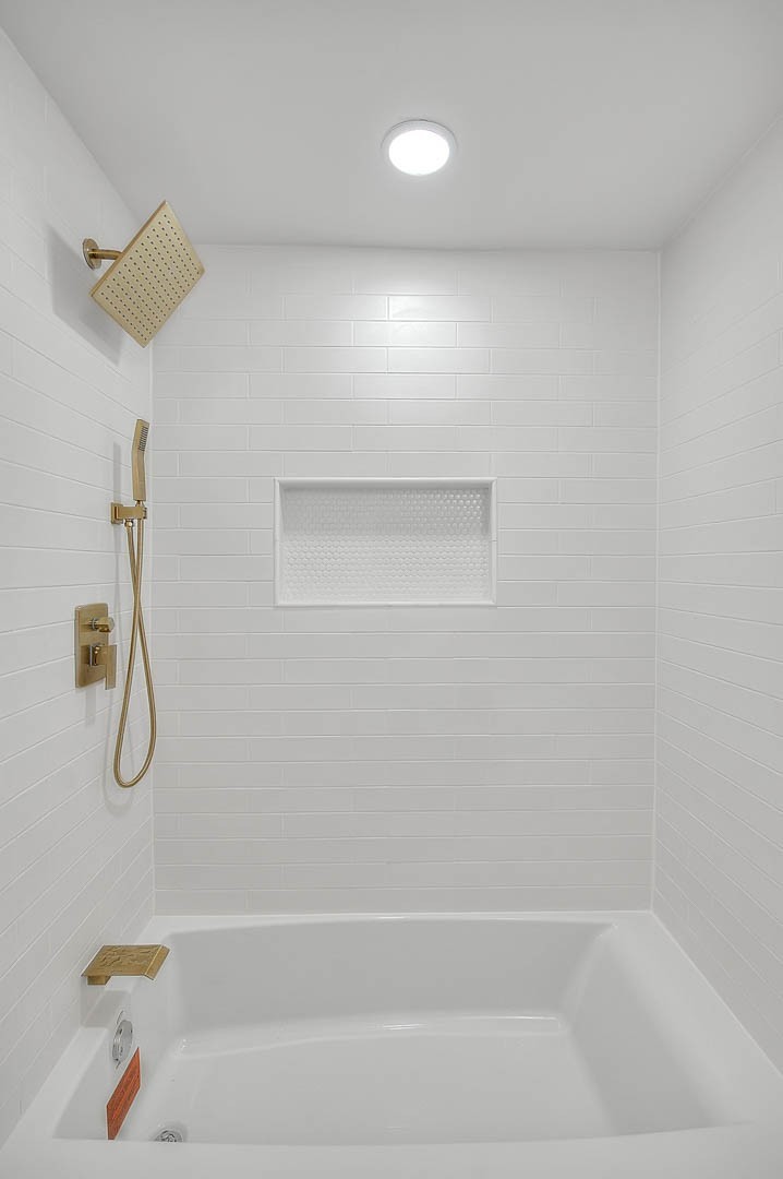 4472 Forest St. Property Photo 15