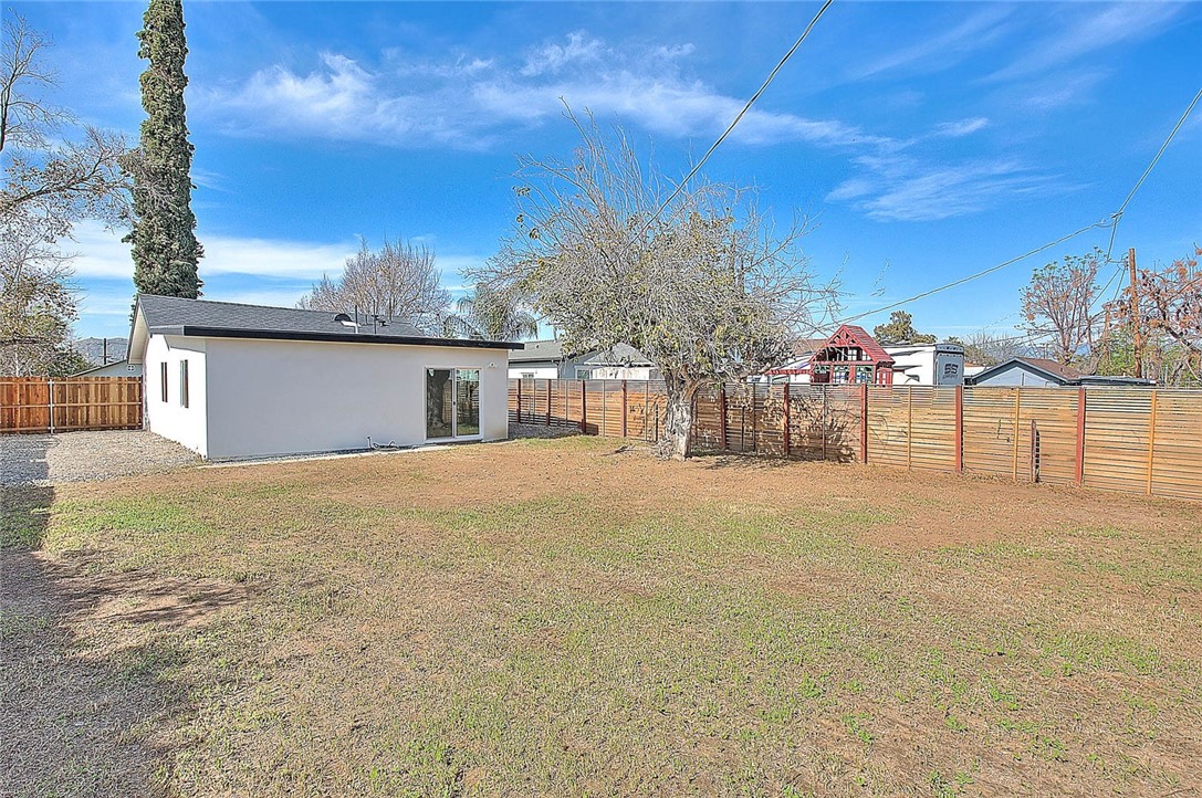 4472 Forest St. Property Photo 20