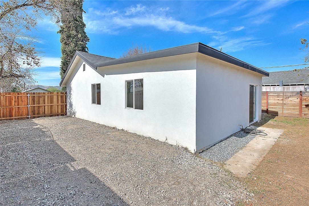 4472 Forest St. Property Photo 21