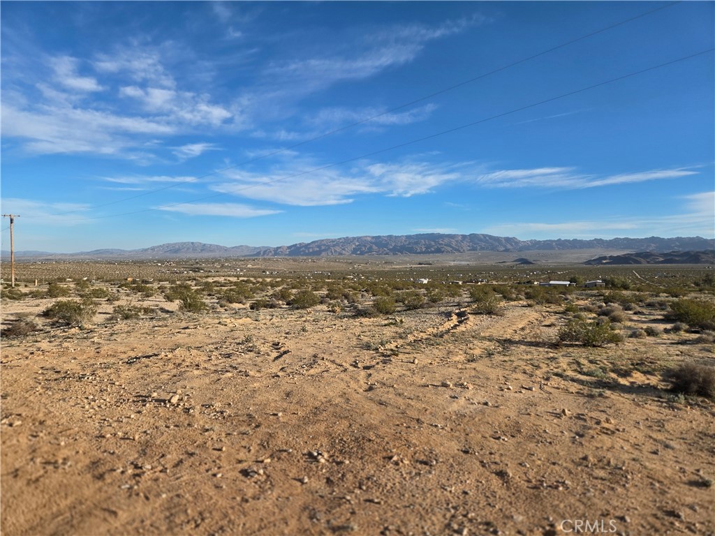 68243 Pioneer Trail Property Photo 20