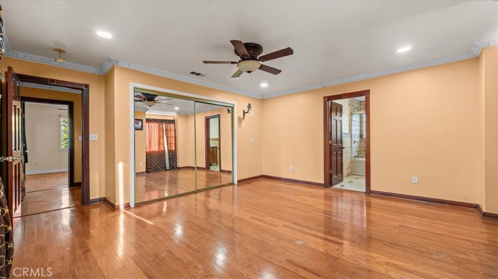 2740 Fairmount Property Photo 9
