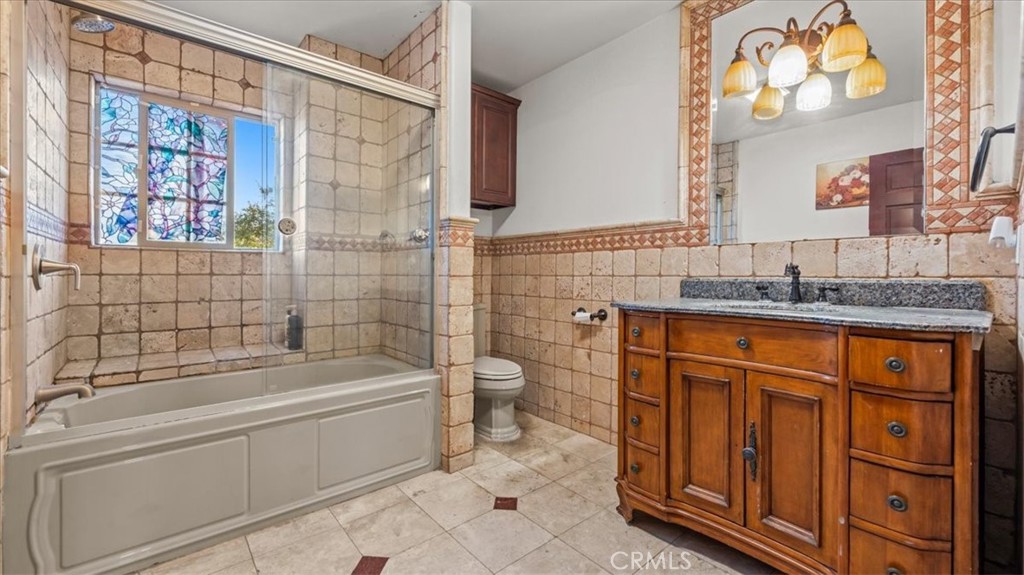 2740 Fairmount Property Photo 10