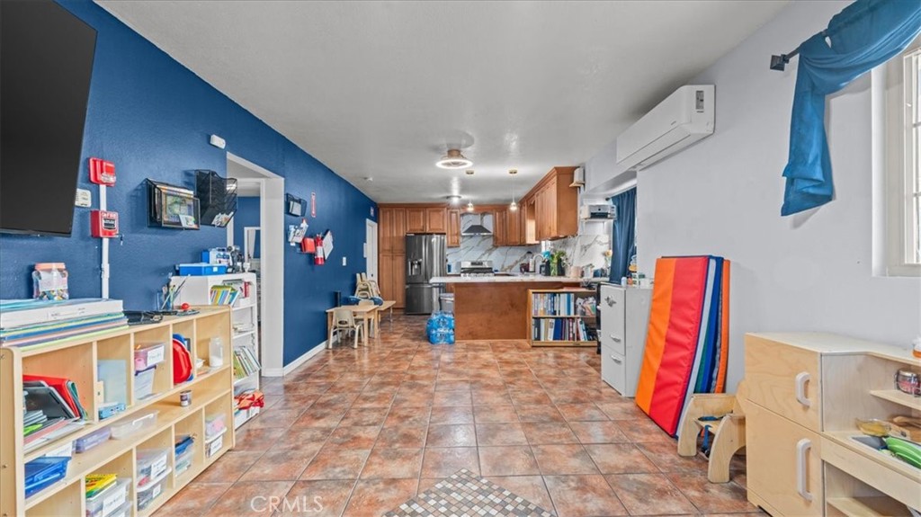 2740 Fairmount Property Photo 16