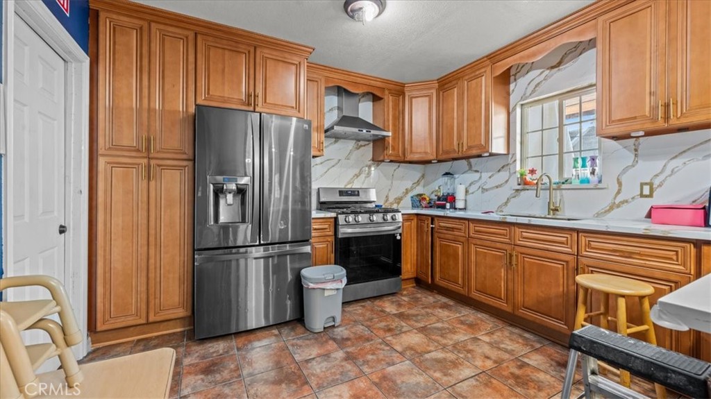 2740 Fairmount Property Photo 19