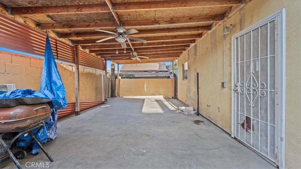 2740 Fairmount Property Photo 25
