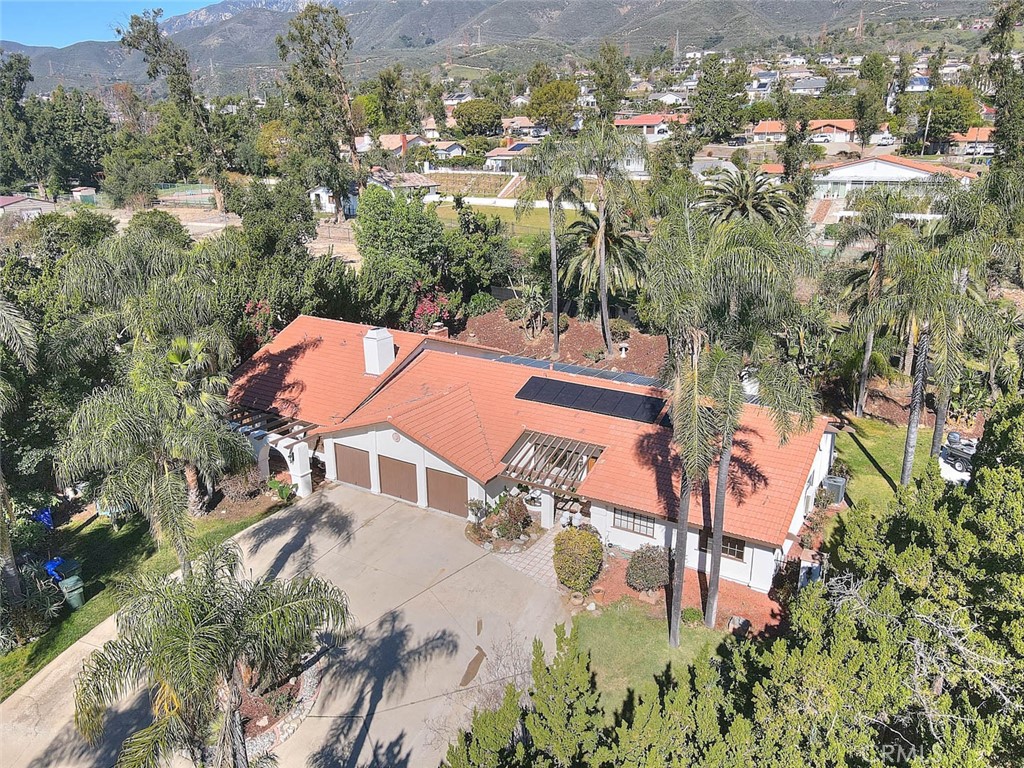 9828 Flying Mane Property Photo 11