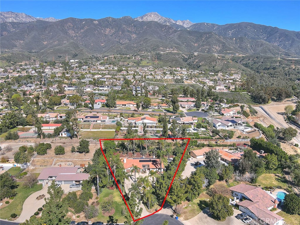 9828 Flying Mane Property Photo 15