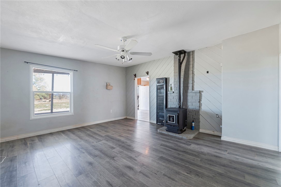 47631 Valley Center Property Photo 11