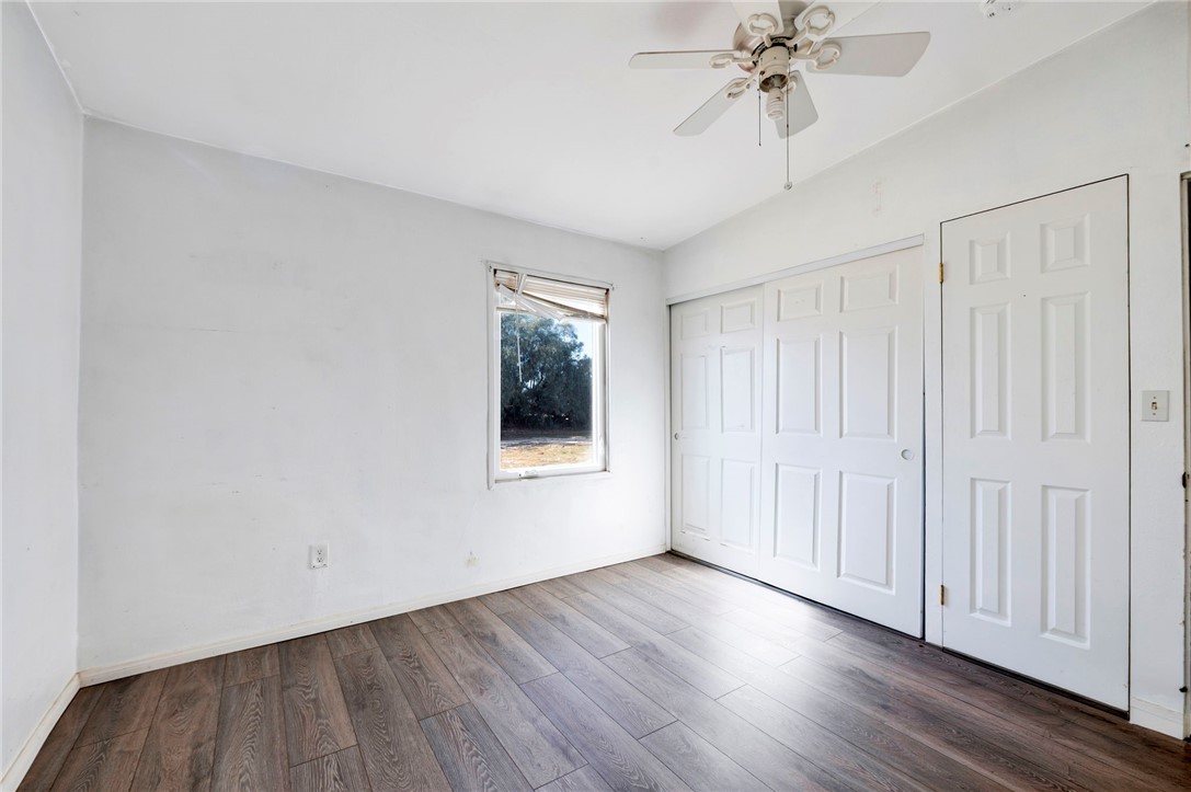 47631 Valley Center Property Photo 17
