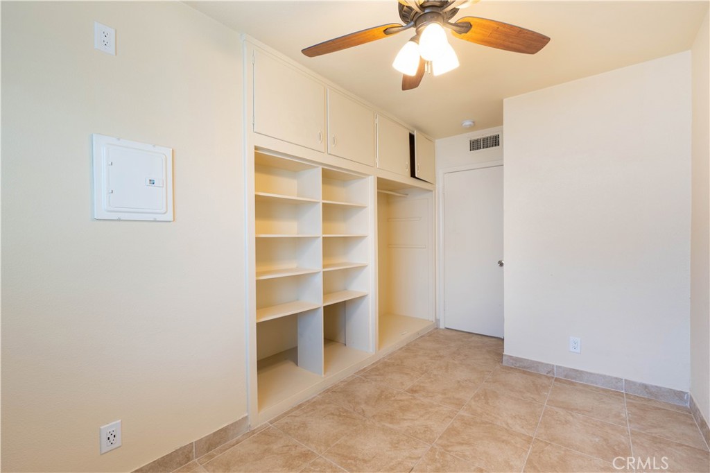 1731 E Highland Avenue Property Photo 7
