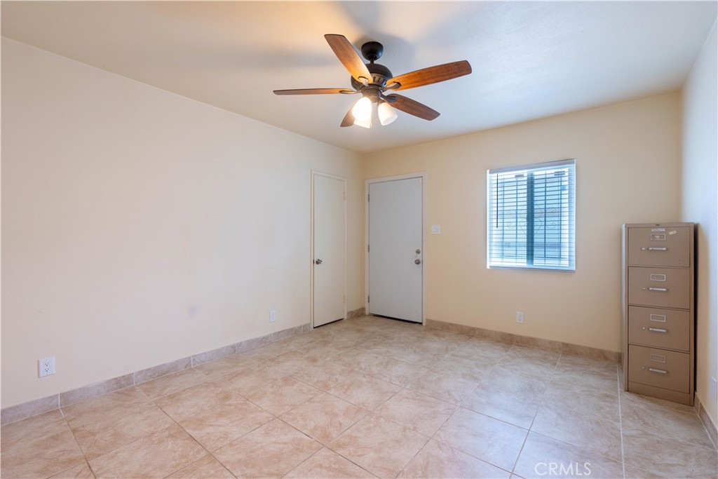 1731 E Highland Avenue Property Photo 11