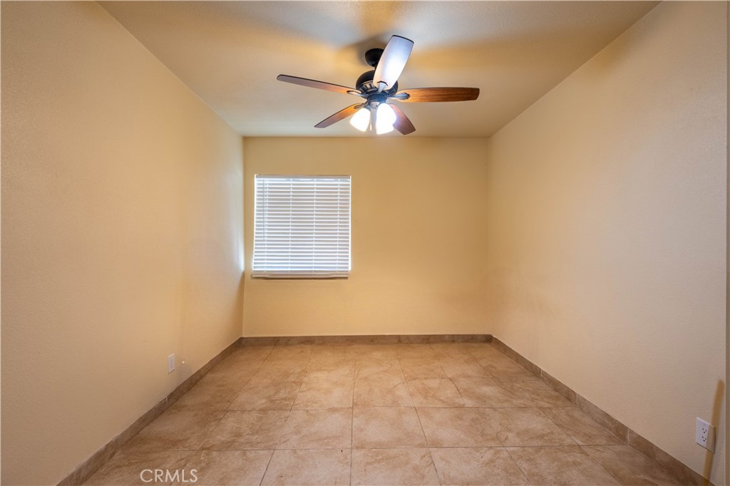 1731 E Highland Avenue Property Photo 15