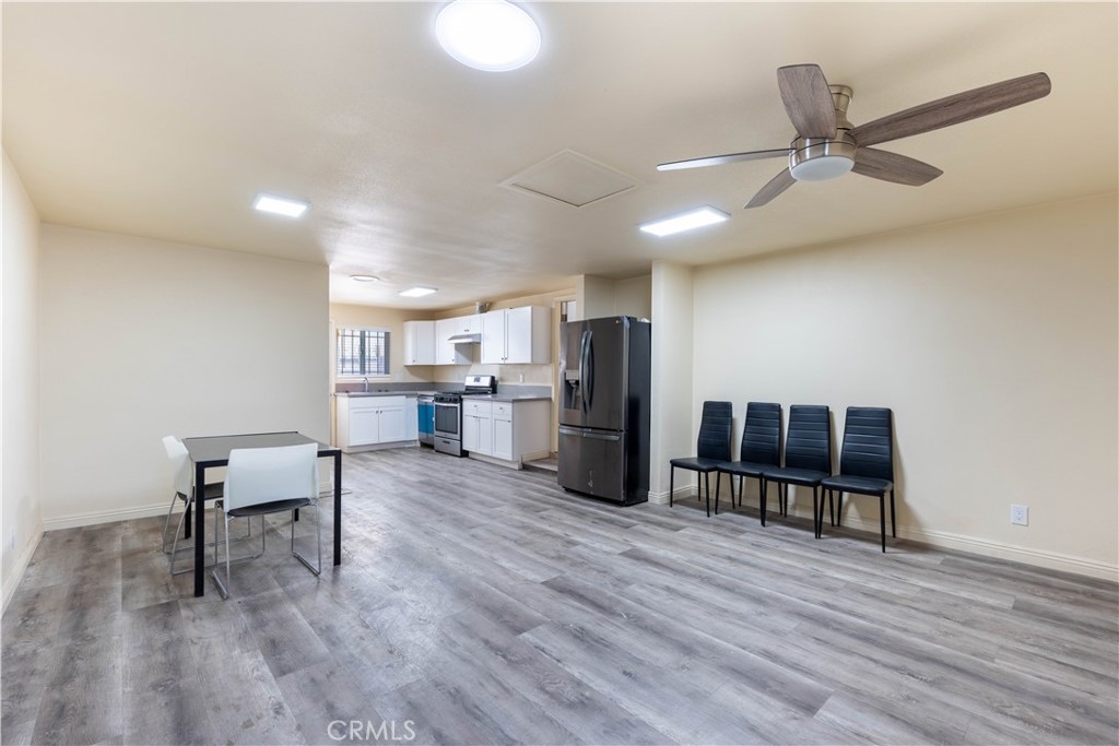 1731 E Highland Avenue Property Photo 19