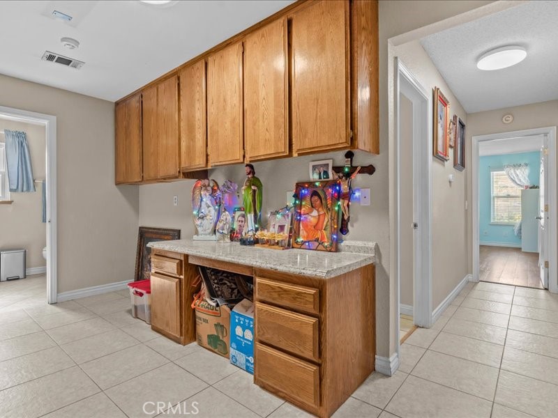 12848 Autumn Leaves Property Photo 11