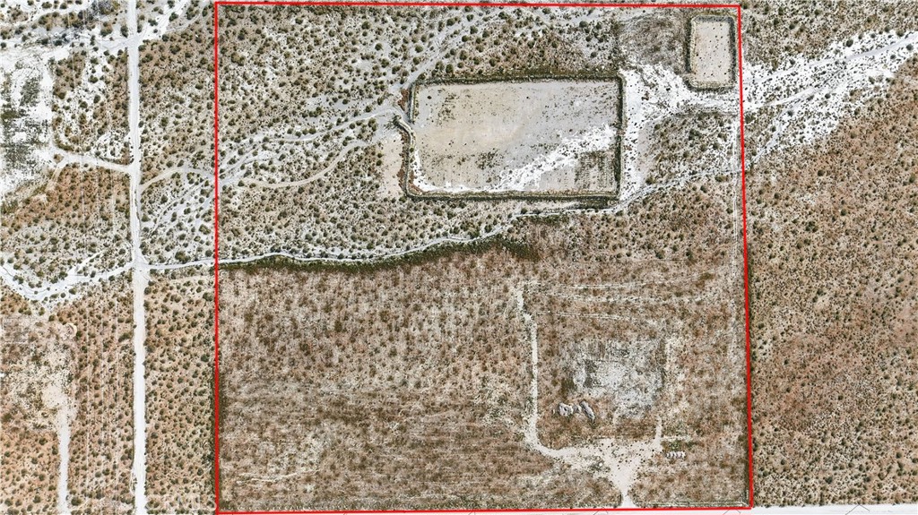 14765 Oasis Property Photo 4