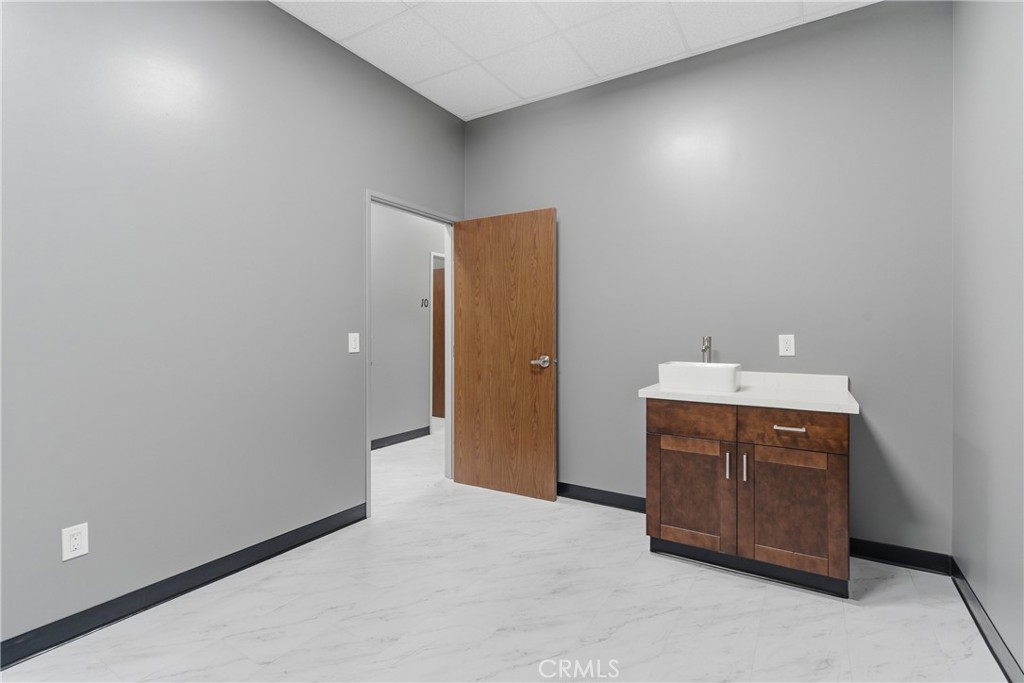 685 E Grand Boulevard 101 Property Photo 13