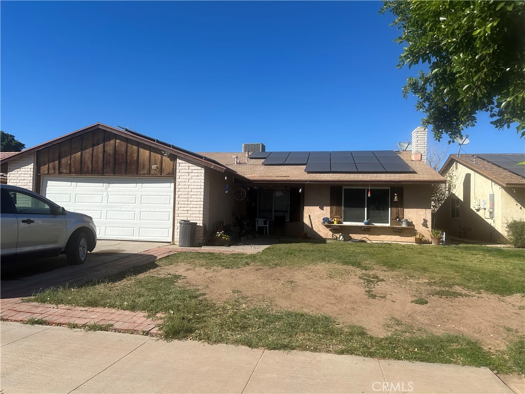 2110 Sandalwood Drive Property Photo 1