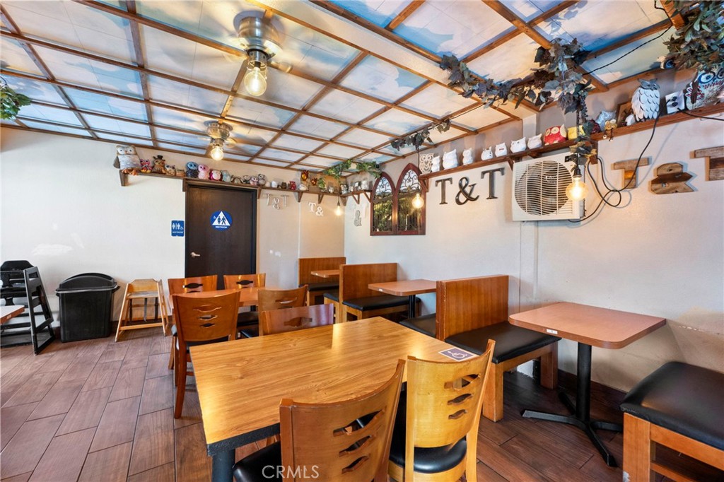 8111 Foothill Boulevard Property Photo 11