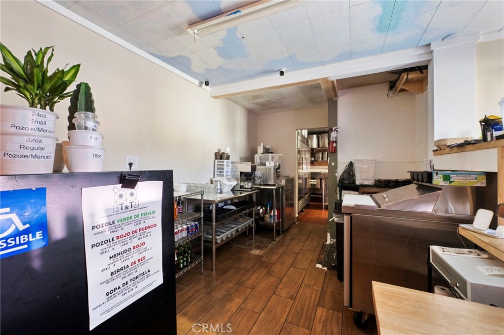 8111 Foothill Boulevard Property Photo 16