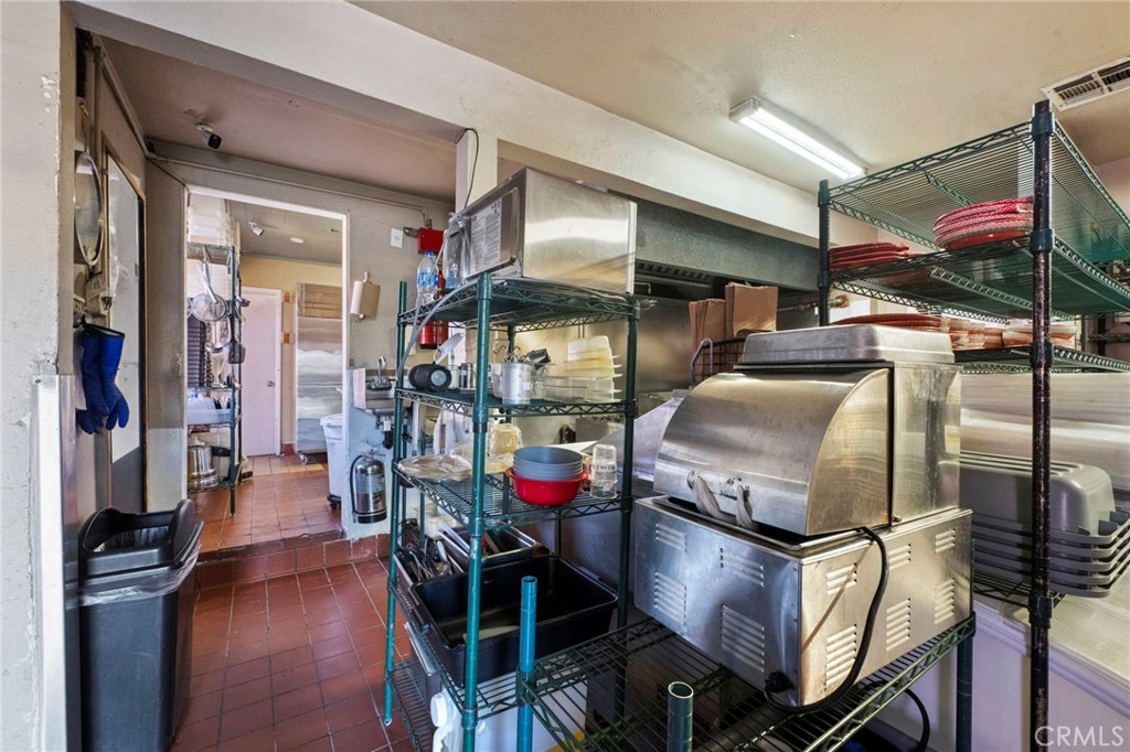 8111 Foothill Boulevard Property Photo 32