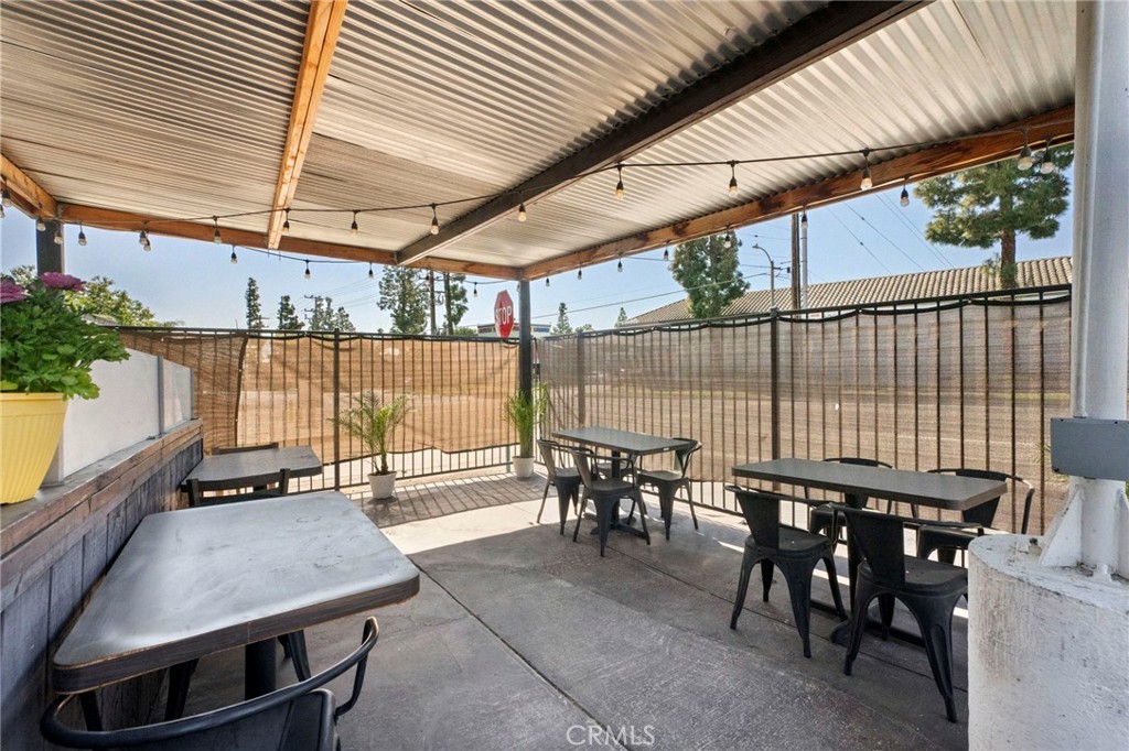 8111 Foothill Boulevard Property Photo 35