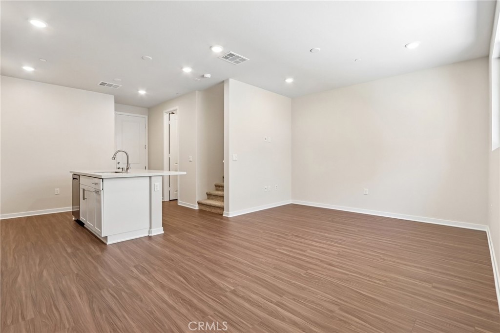 9191 Waverly Lane Property Photo 10