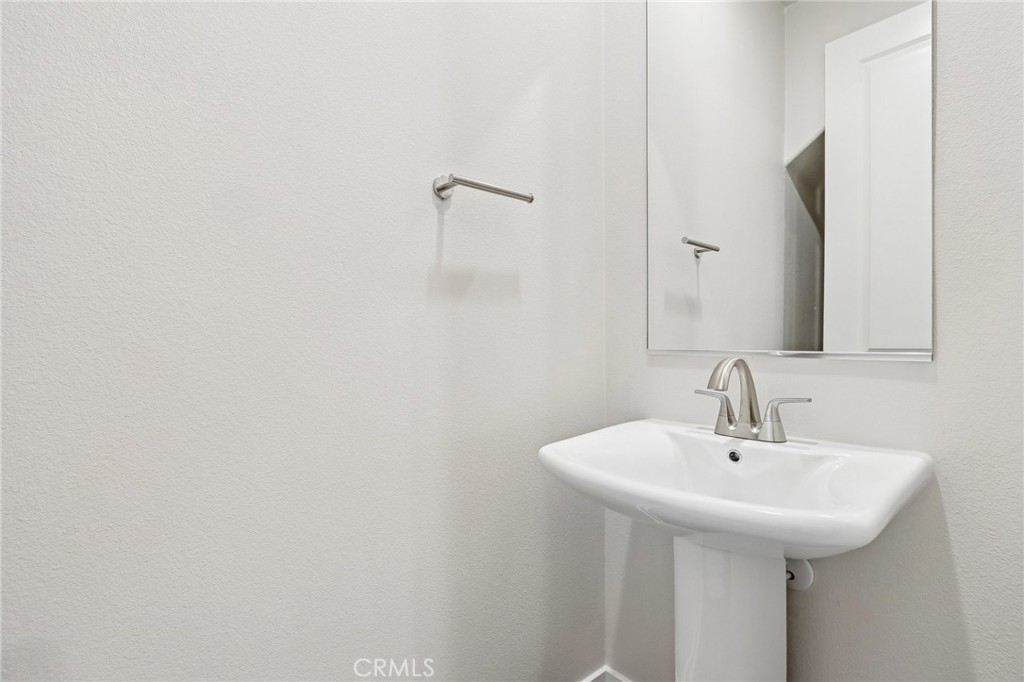 9191 Waverly Lane Property Photo 13