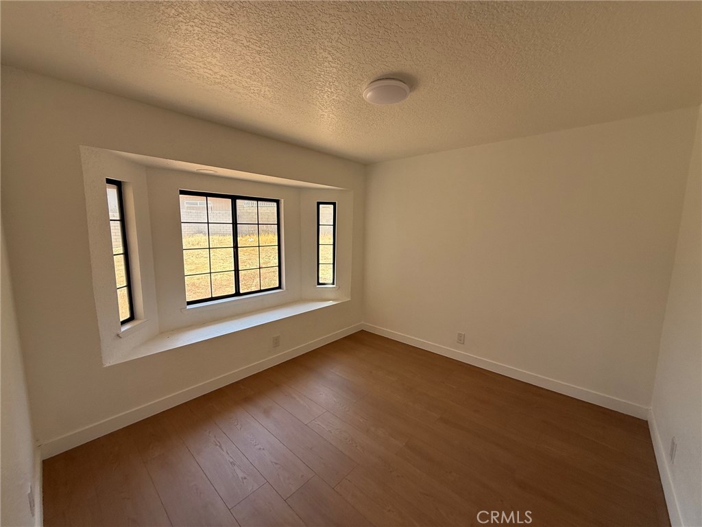 12780 Amberwood Property Photo 11