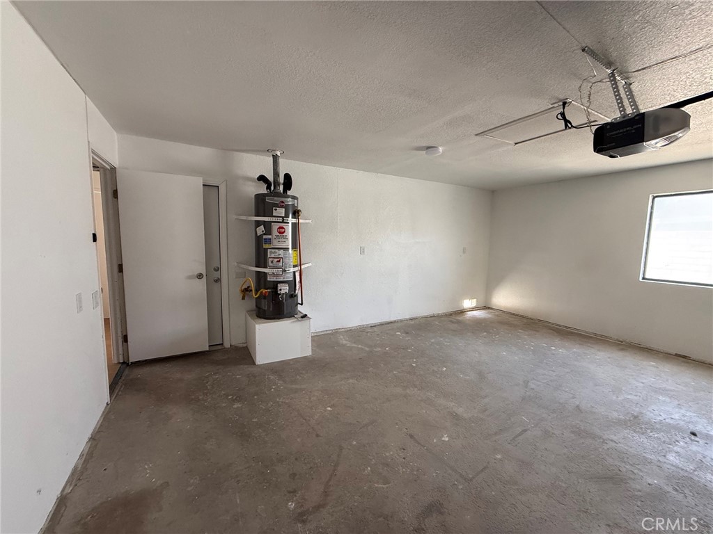 12780 Amberwood Property Photo 12