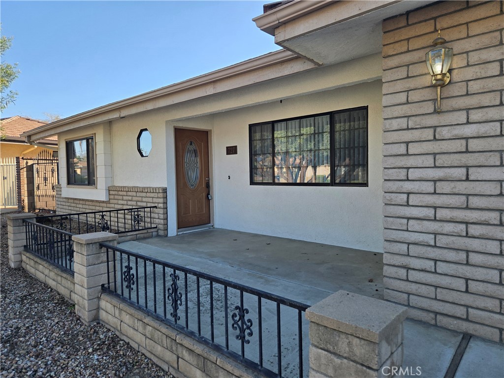 727 Chardonnay Place Property Photo 3