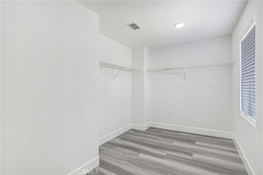 11841 Gage Property Photo 16