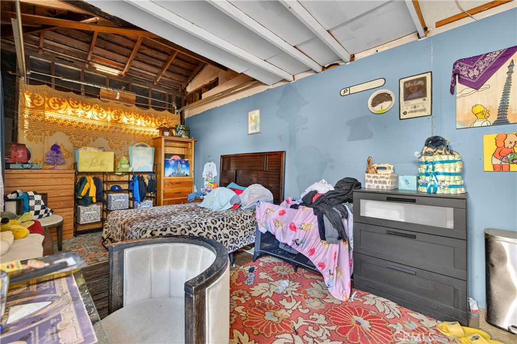 705 S Thorson Avenue Property Photo 14