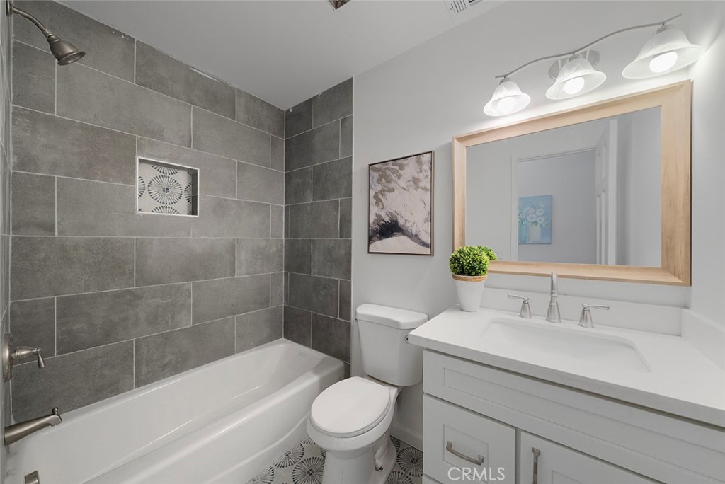 917 Renee Property Photo 16