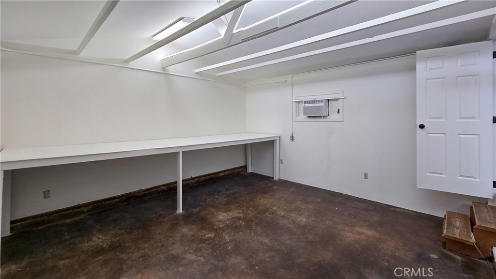 11064 Plainview Property Photo 32