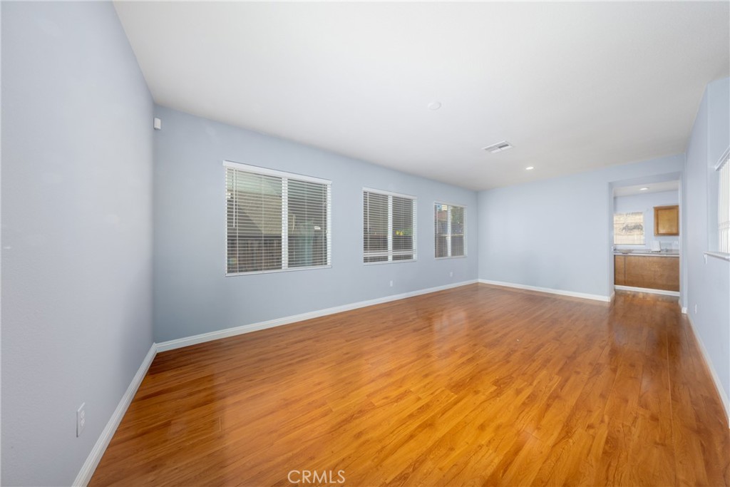 26670 Opal Street Property Photo 8