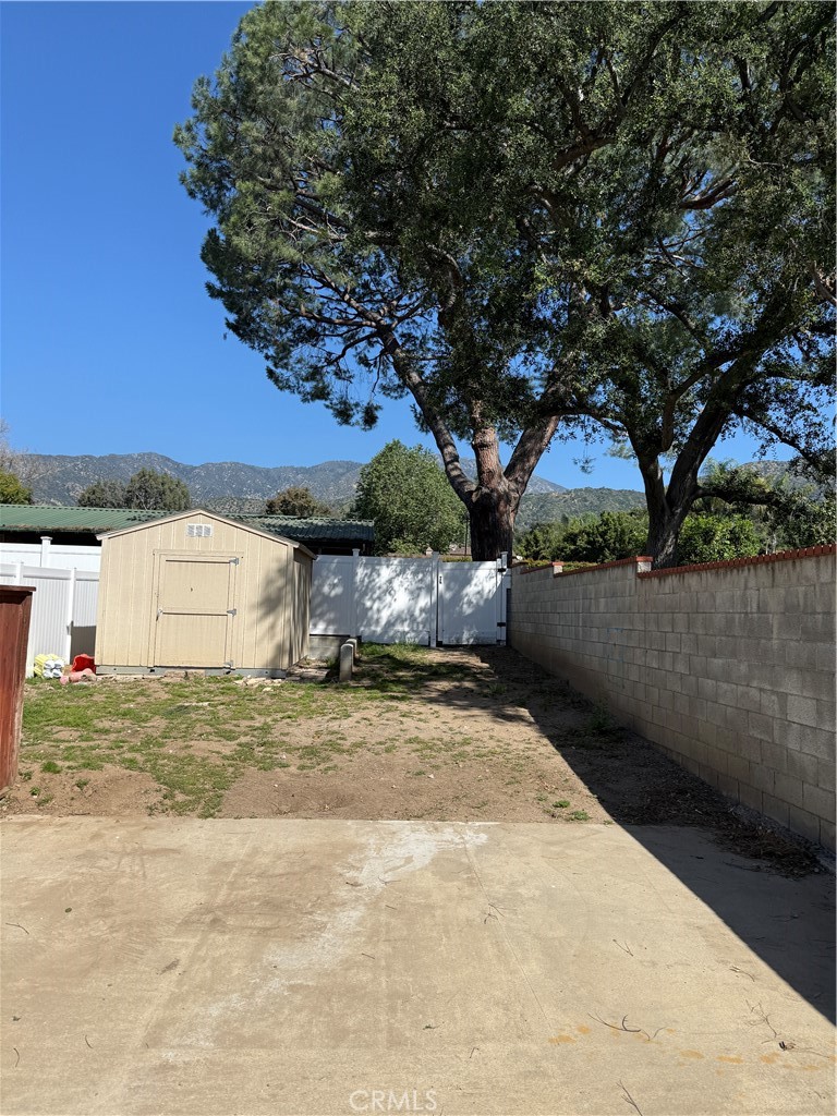 1147 Lemon Property Photo 13