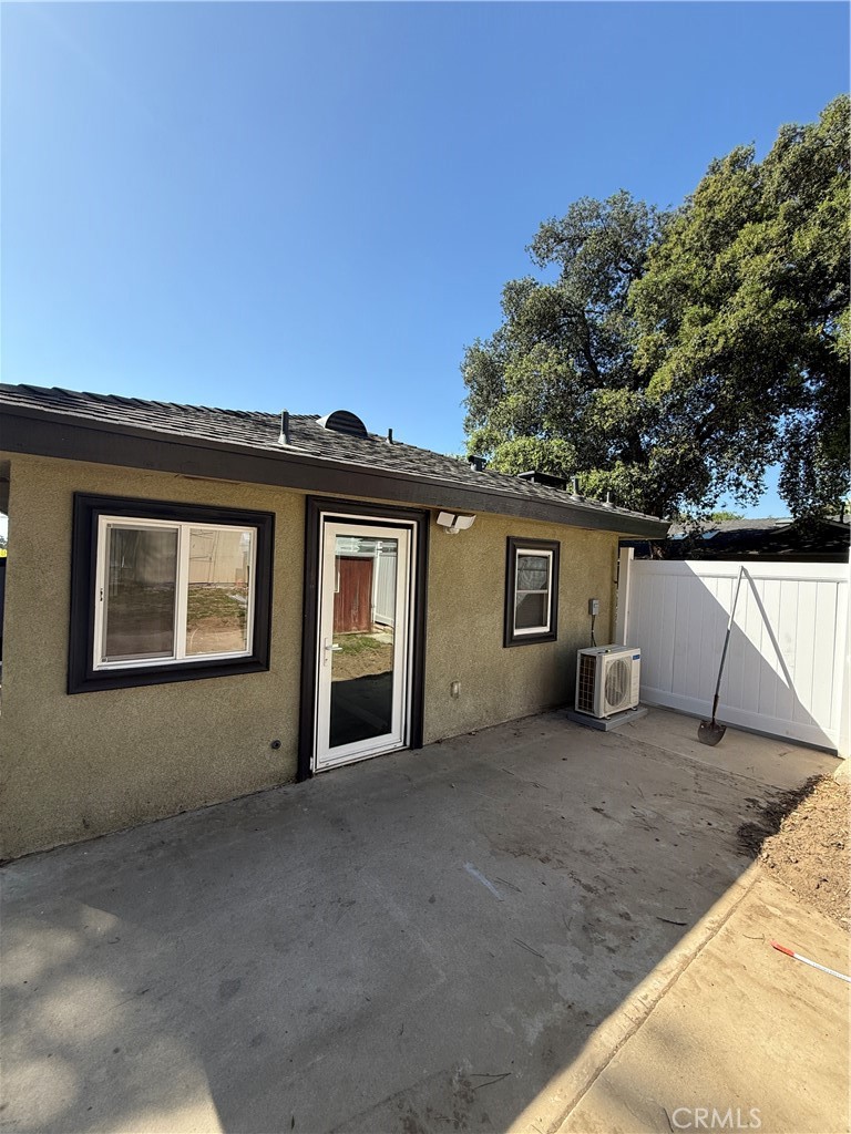1147 Lemon Property Photo 14