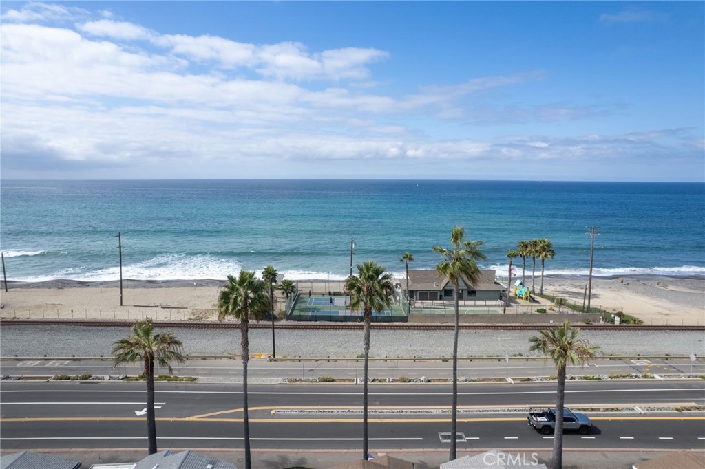 106 Pacific Property Photo 3
