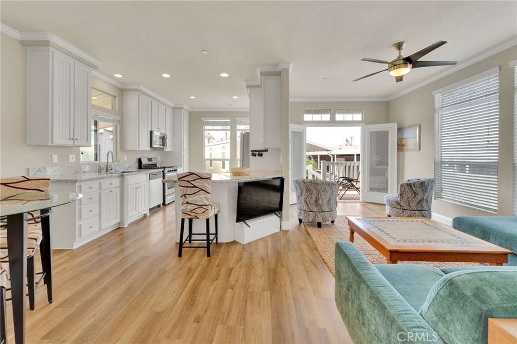 106 Pacific Property Photo 4