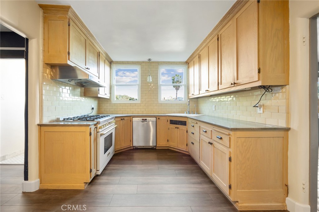 1620 Ina Drive Property Photo 20