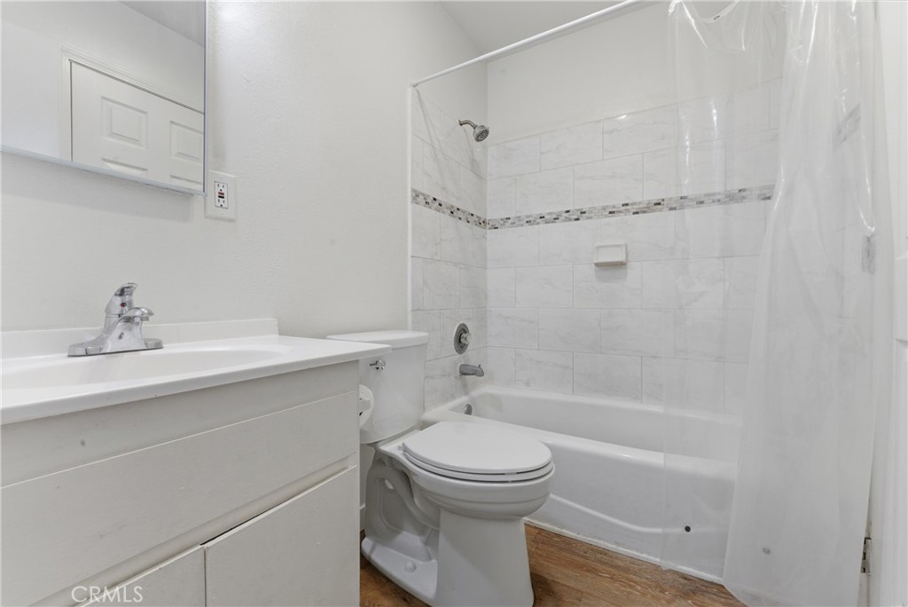 7085 Fulton Property Photo 21