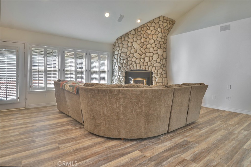 145 Birchwood Property Photo 7